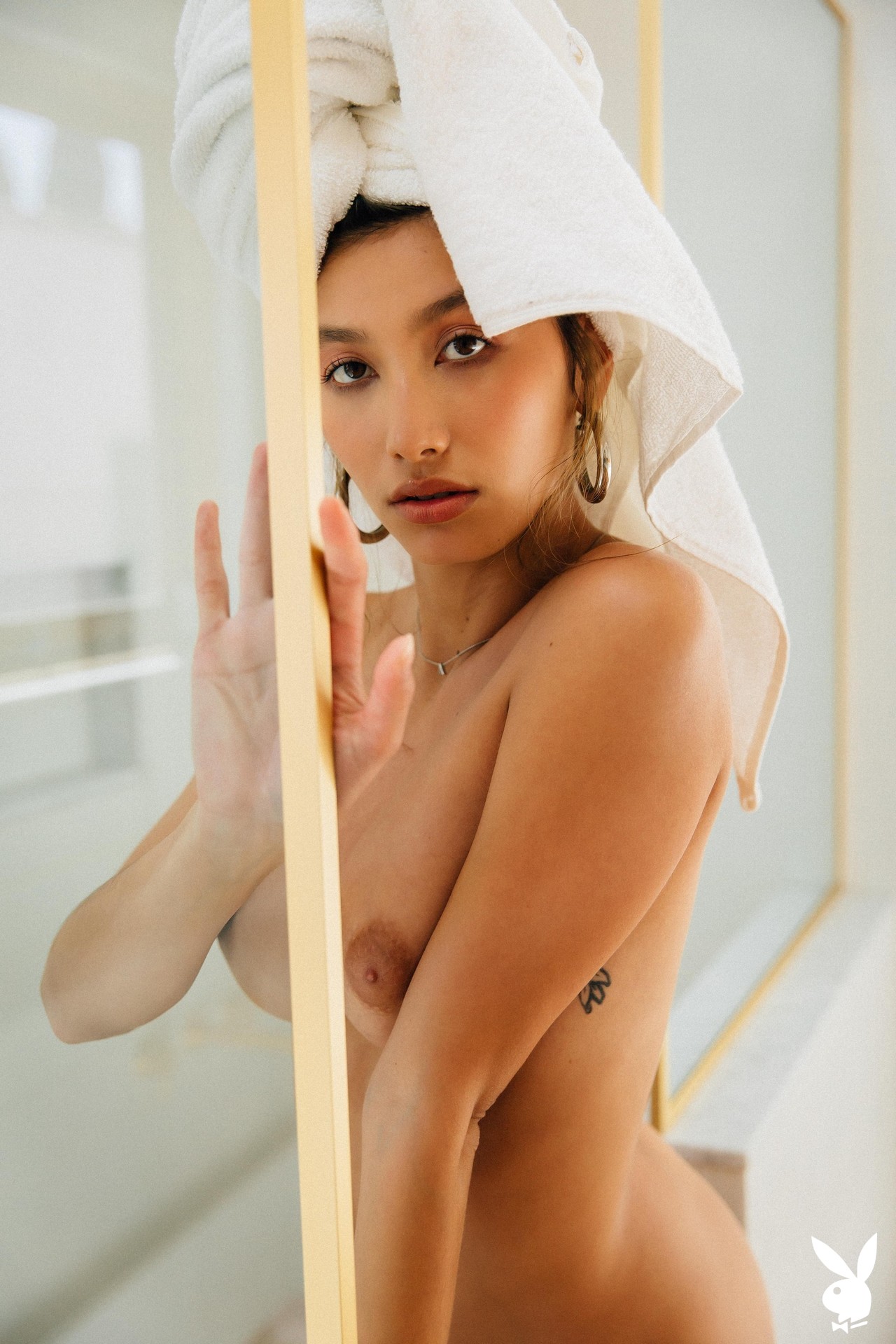 Dominique Lobito in Playboy set En Suite