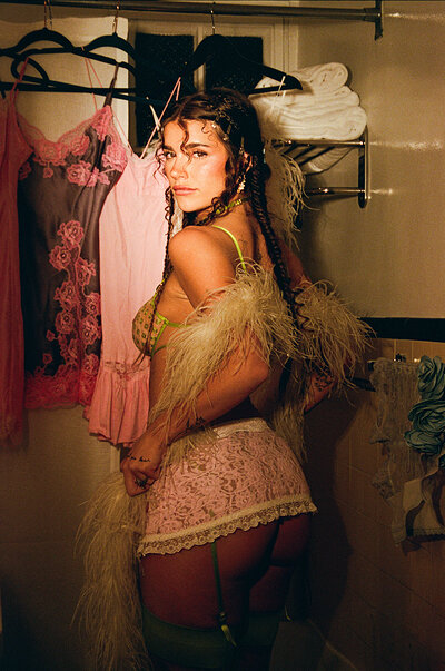 Ari Kytsya in Celluloid Fantasy